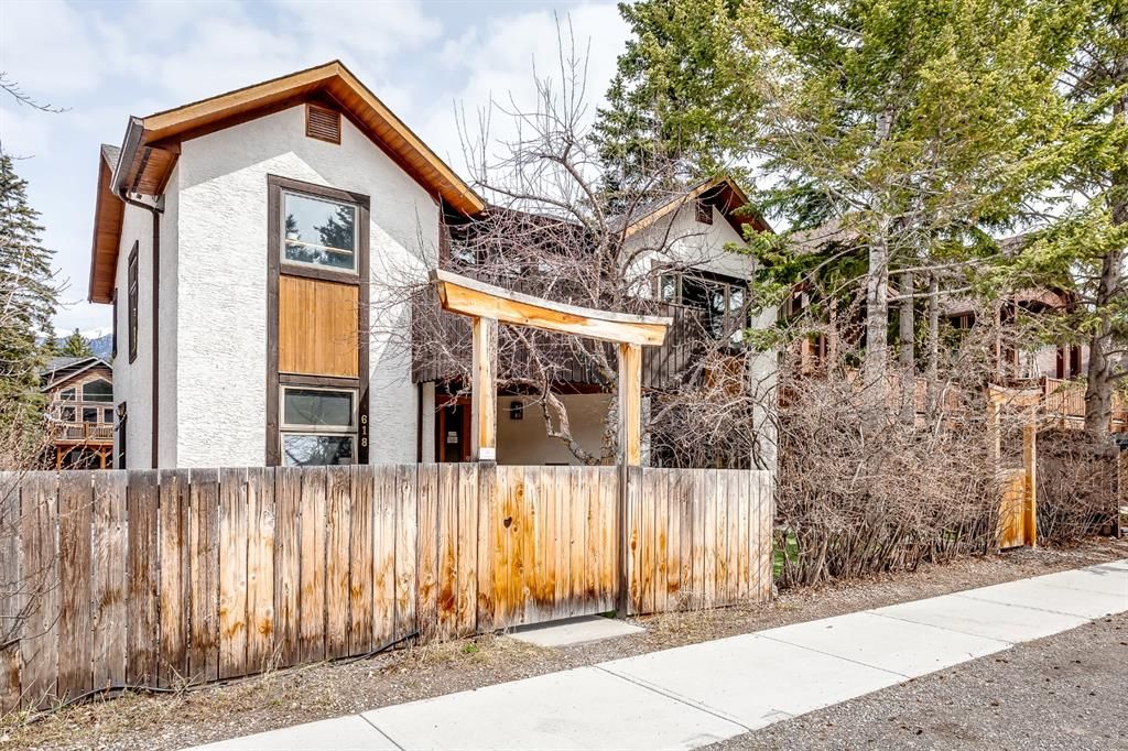 I have sold a property at 618 / 618A 4TH STREET in Canmore